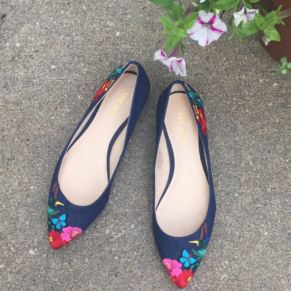 Nine West Shoes - EUC Nine West denim w/ flowers flats, 8